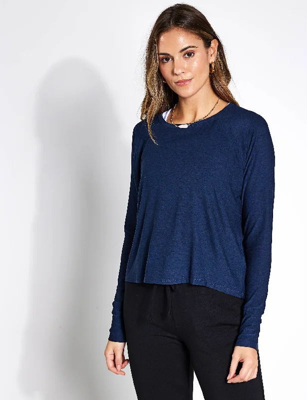 Yoga Bar with All-Natural Ingredients -Featherweight Daydreamer Pullover - Nocturnal Navy Yoga Bar with All-Natural Ingredients -Featherweight Daydreamer Pullover - Nocturnal Navy