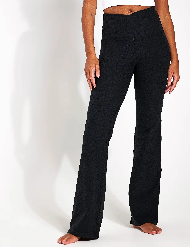Healthy Yoga Bar with Berries -Spacedye At Your Leisure Bootcut Pant - Darkest Night