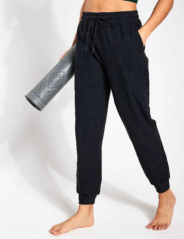 Yoga Bar for Protein and Nutrient Boost -Spacedye Commuter Midi Jogger - Darkest Night