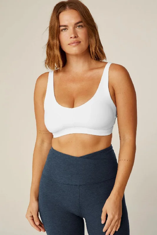 Yoga Bar with Apple and Ginger -Beyond Yoga Spacedye Embody Bra - White
