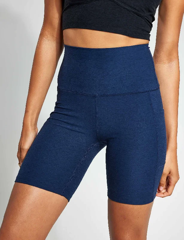 Yoga Bar with Carob -Spacedye Team Pockets Biker Short - Nocturnal Navy