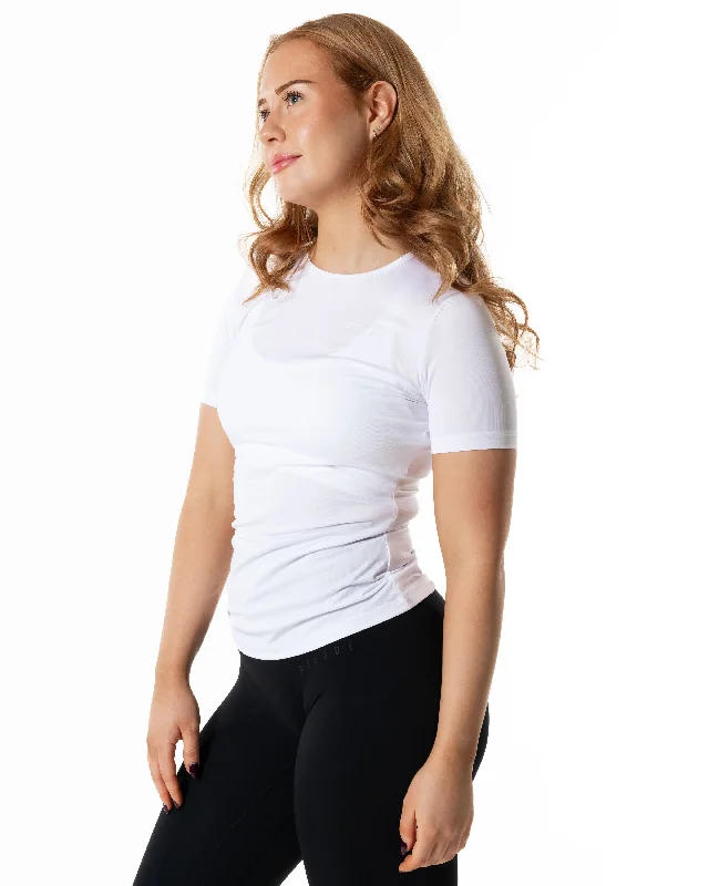 Yoga Bar with Fresh Berries -Clean T-shirt - White