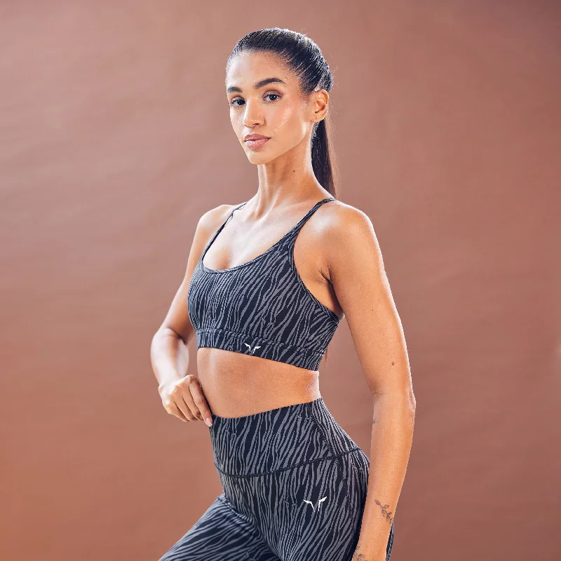 Yoga Bar for Long-Lasting Energy -Core Strappy Bra - Black