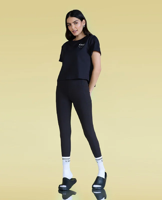 Yoga Bar with Antioxidants for Better Recovery -Cotton Everyday Top & Leggings - Black