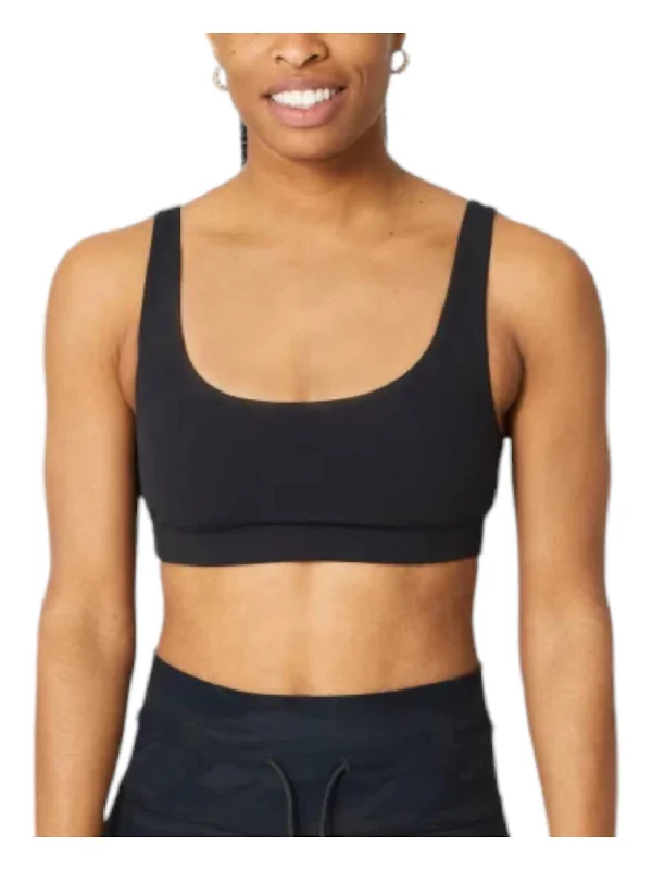 Yoga Bar with Moringa for Superfoods -Daily Bra In Black
