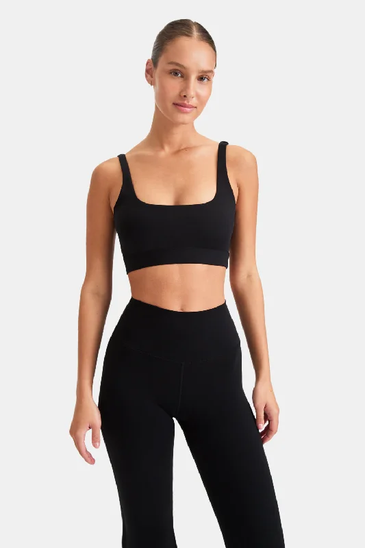 Vegan Protein Bars for Yoga Enthusiasts -DAYFLEX ESSENTIAL SQUARE NECK SPORTS BRA - SHADOW BLACK Vegan Protein Bars for Yoga Enthusiasts -DAYFLEX ESSENTIAL SQUARE NECK SPORTS BRA - SHADOW BLACK