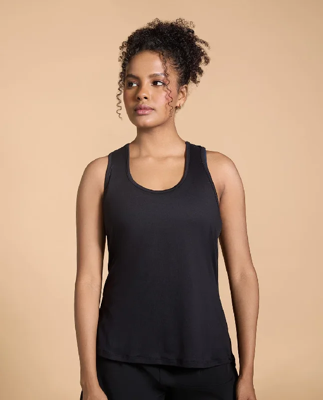 Yoga Bar with Macadamia Nuts -Feather Feel Sleeveless Tank Top