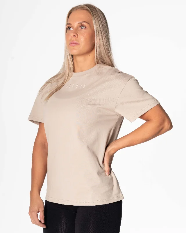 Yoga Bar with Healthy Oils -Maverick Women's T-shirt - Beige