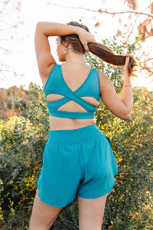 Yoga Bar with All-Natural Ingredients -Momentum Sports Bra in Teal