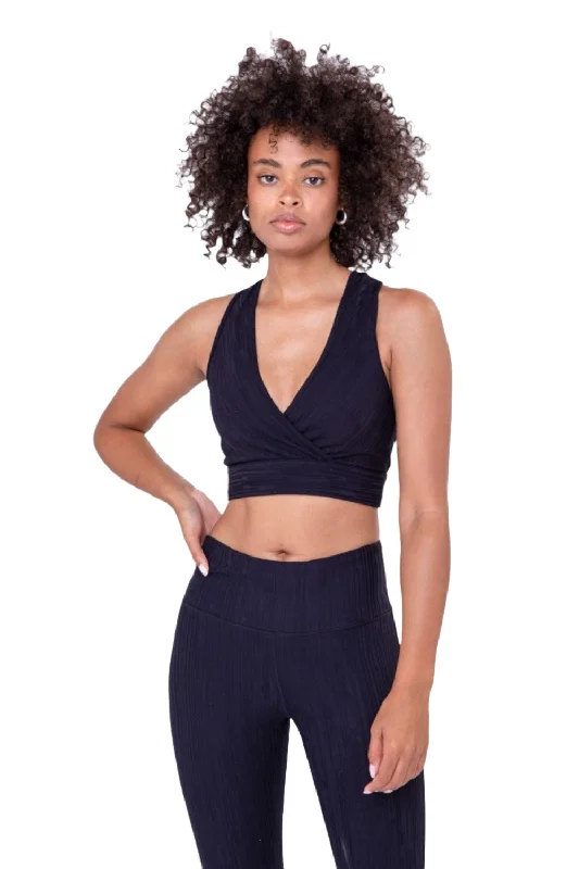 High-Protein Vegan Yoga Bars -Mono B Textured Lines Jacquard TACTEL® Sports Bra AT8089