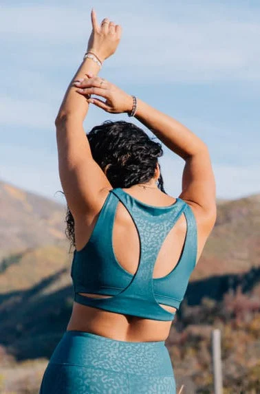 Yoga Bar with Maca Root for Endurance -Resilience Sports Bra in Jade Leopard