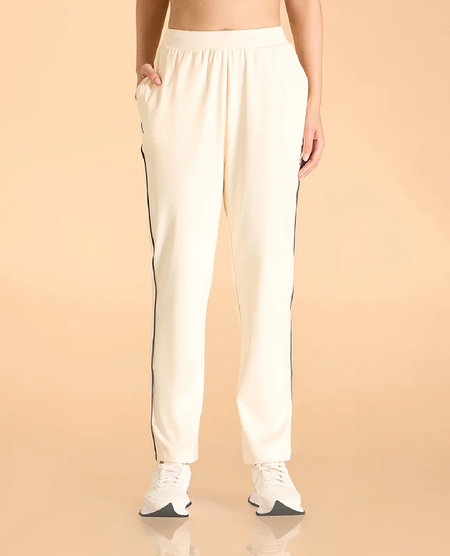 Yoga Bar with Pecan Nuts -Second SKN Solid Workout Pants For Women