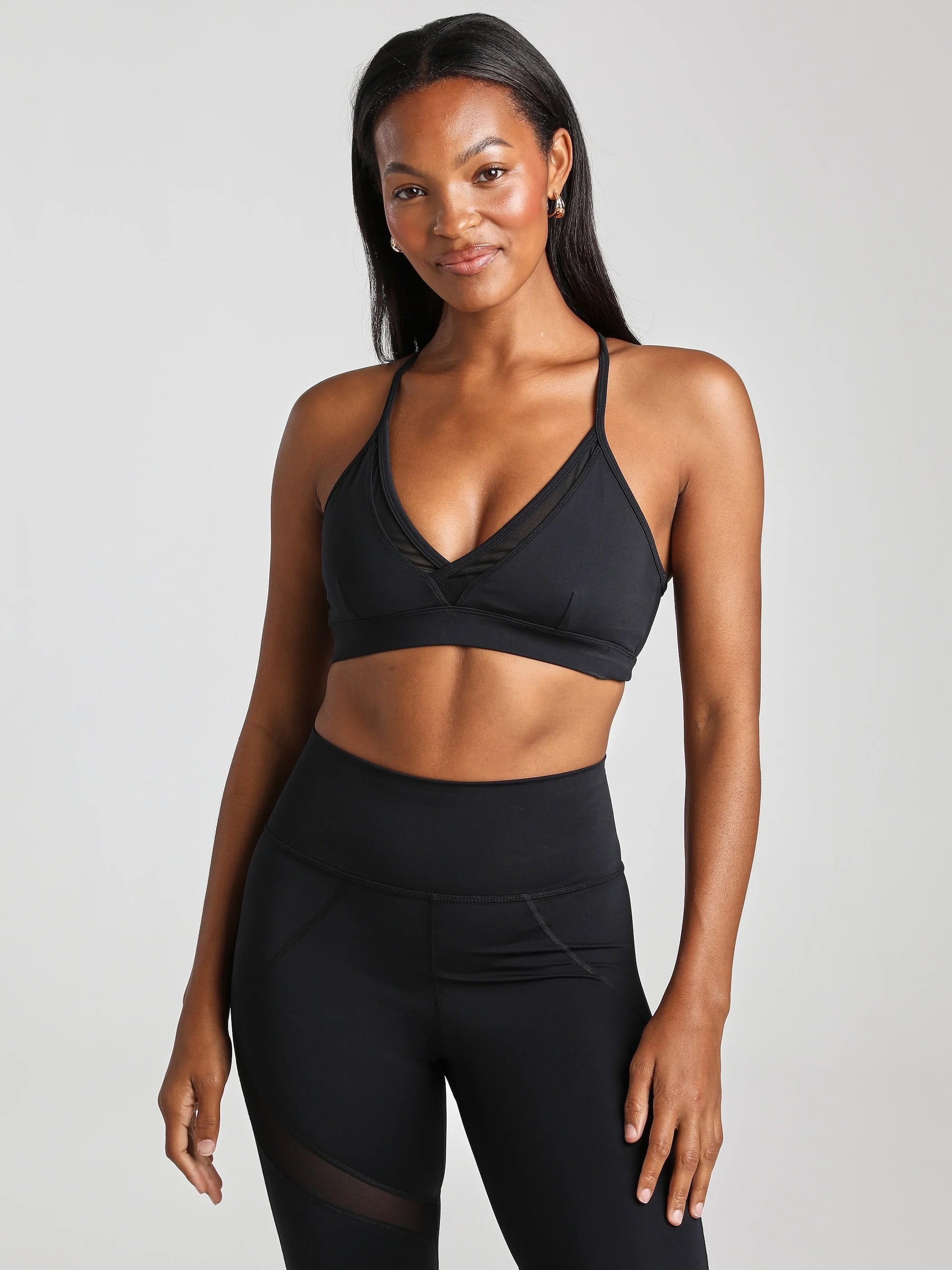 Yoga Bar with Rosehip -V-Neck Mesh Panel Bra - Black