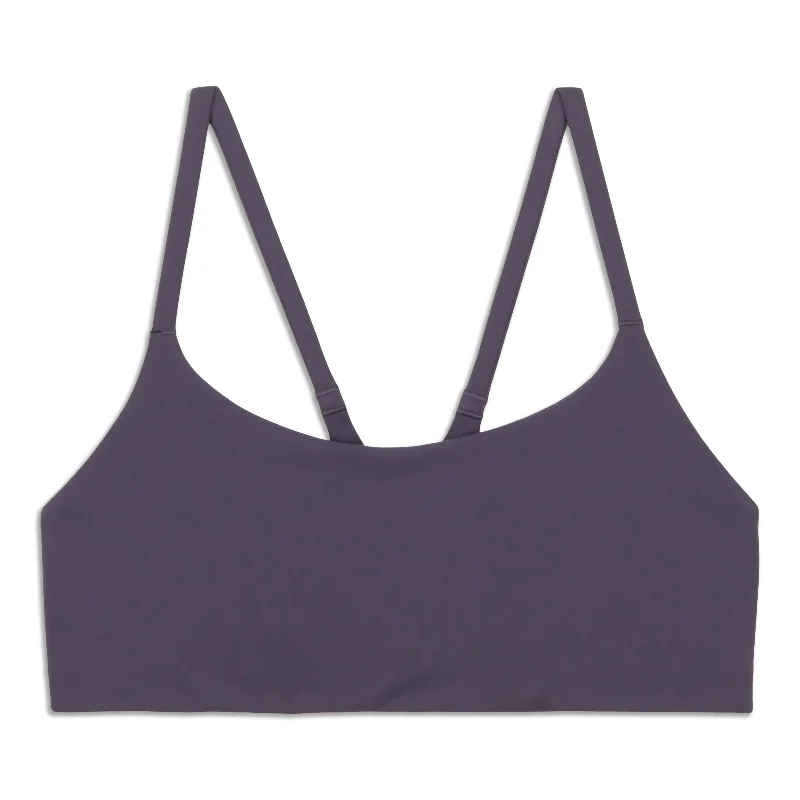 Yoga Bar with Quinoa -Wunder Train Strappy Racer Bra - Resale