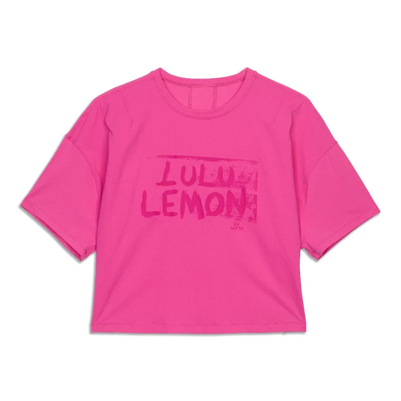 High-Cut Yoga Tops for Women -Abrasion-Resistant Training T-Shirt - Resale