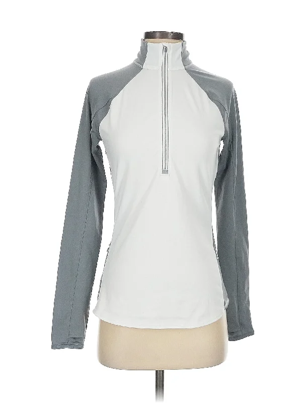 Yoga Tops for Relaxed Yoga and Poses -Active T Shirt