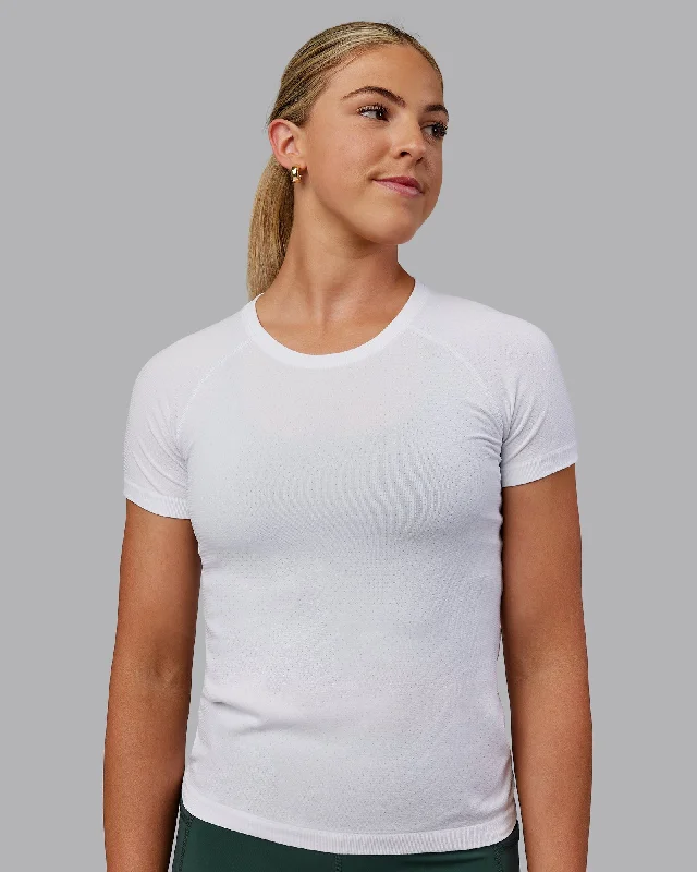 Breathable Cotton Yoga Tops -AeroFLX+ Seamless Tee - White/White