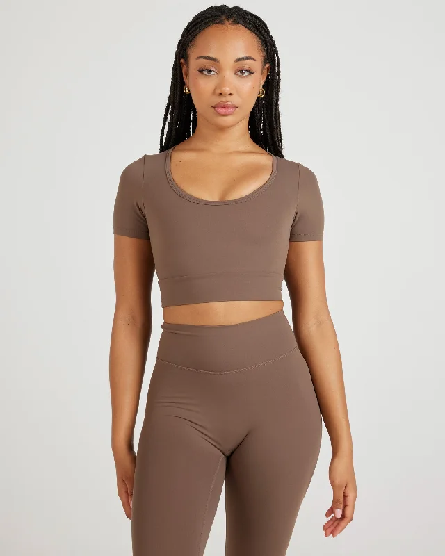 Yoga Tops with Adjustable Straps for Better Fit -Airey Scoop Crop Tee - Light Brown