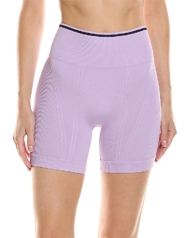 Stretchy Yoga Shorts for Core Workouts -Alala Barre Seamless Short