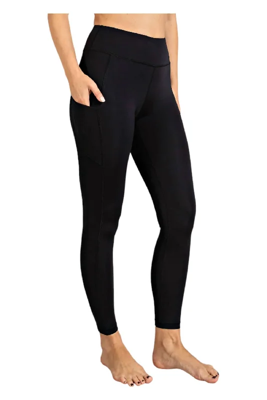 Women's Yoga Shorts for Comfortable Fit -Athleisure Leggings With Pockets In Black
