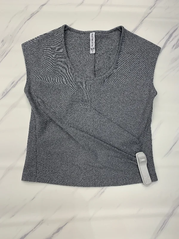 Stylish and Comfortable Yoga Tops for Women -Athletic Tank Top By Athleta In Grey, Size: S