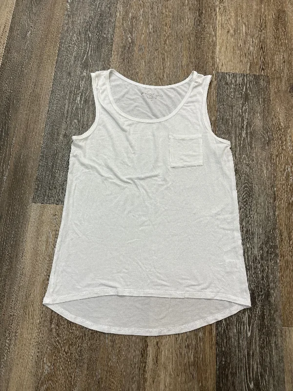 Women's Yoga Tops for Low-Impact Exercises -Athletic Tank Top By Beyond Yoga In White, Size: Xs Women's Yoga Tops for Low-Impact Exercises -Athletic Tank Top By Beyond Yoga In White, Size: Xs