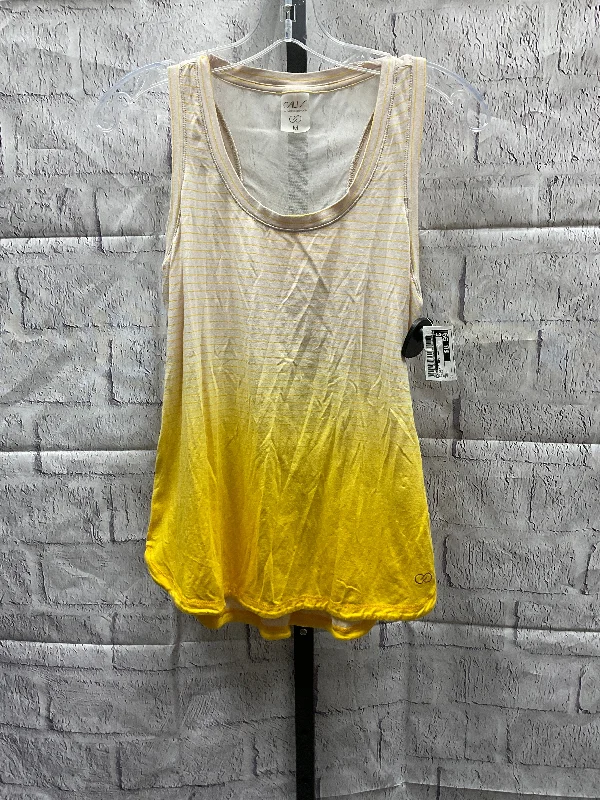 Fitted Yoga Tops with Support -Athletic Tank Top By Calia  Size: M