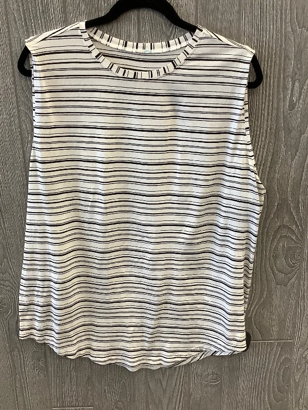 Yoga Tops for Yoga and Pilates -Athletic Tank Top By Lululemon In Black & White, Size: 12
