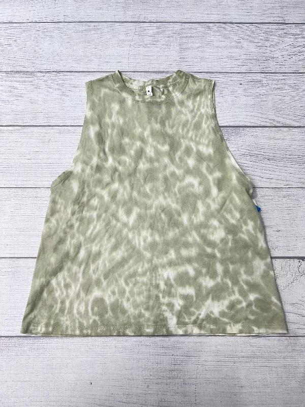 Stylish Yoga Tops for Fitness Enthusiasts -Athletic Tank Top By Lululemon In Green, Size: M Stylish Yoga Tops for Fitness Enthusiasts -Athletic Tank Top By Lululemon In Green, Size: M