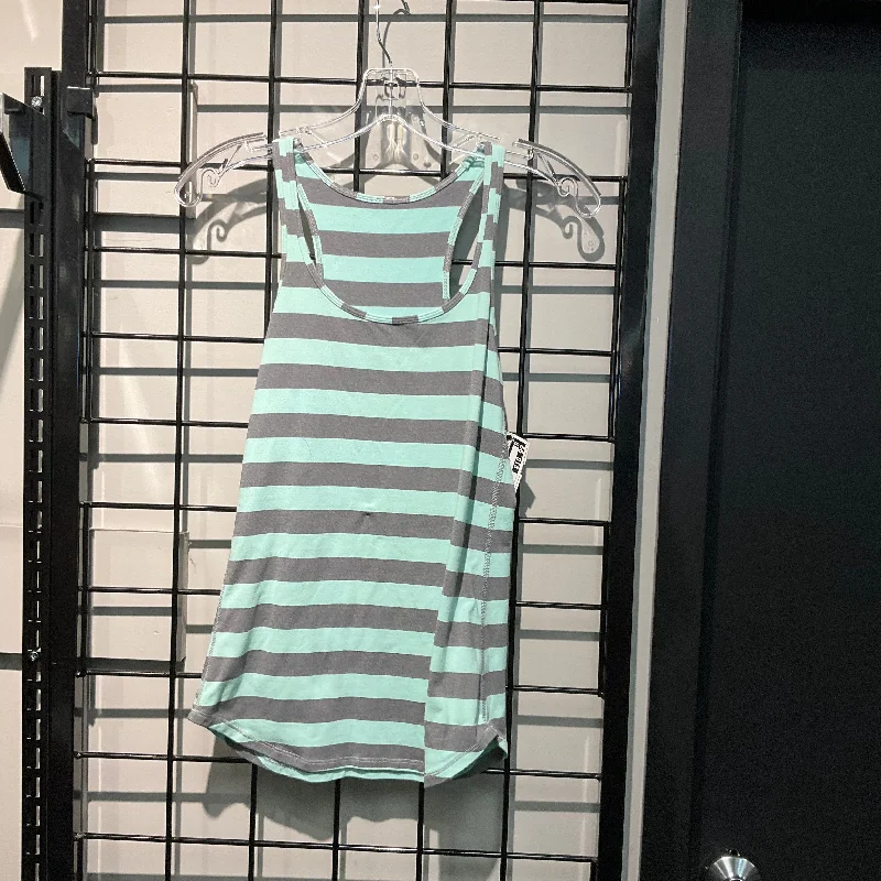 Yoga Tops for Comfort During Intense Workouts -Athletic Tank Top By Lululemon In Striped, Size: S