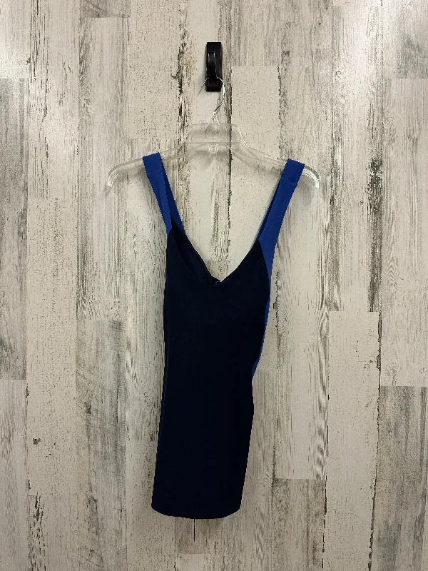 Yoga Tops for Seamless Movement -Athletic Tank Top By Lululemon  Size: 10