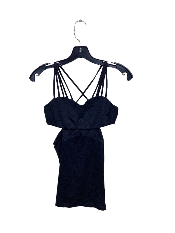 Yoga Tops with Built-In Support -Athletic Tank Top By Lululemon  Size: 4