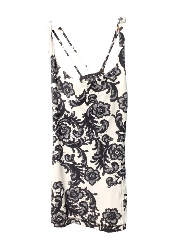 Yoga Tops for Everyday Yoga -Athletic Tank Top By Lululemon  Size: 6
