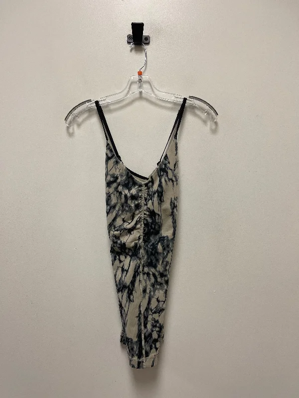 Comfortable and Stylish Yoga Tops -Athletic Tank Top By Lululemon  Size: S
