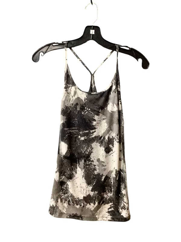 Yoga Tops for Full Range of Motion -Athletic Tank Top By Nike Apparel In Black & White, Size: S Yoga Tops for Full Range of Motion -Athletic Tank Top By Nike Apparel In Black & White, Size: S