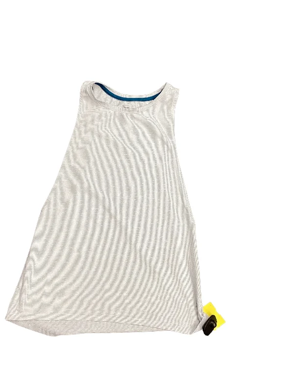 Yoga Tops with Breathable Fabric for Hot Weather -Athletic Tank Top By Old Navy  Size: S