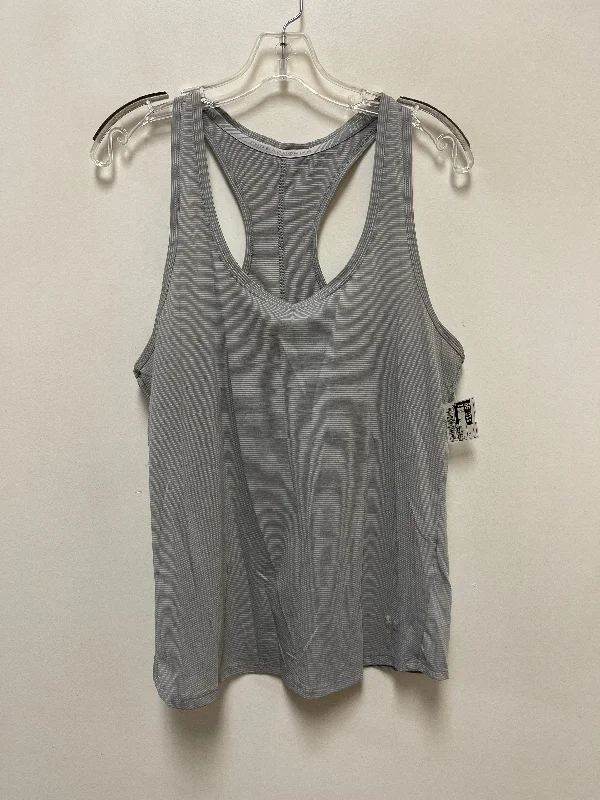 Comfortable Yoga Tops for Every Day Use -Athletic Tank Top By Under Armour In Grey, Size: M