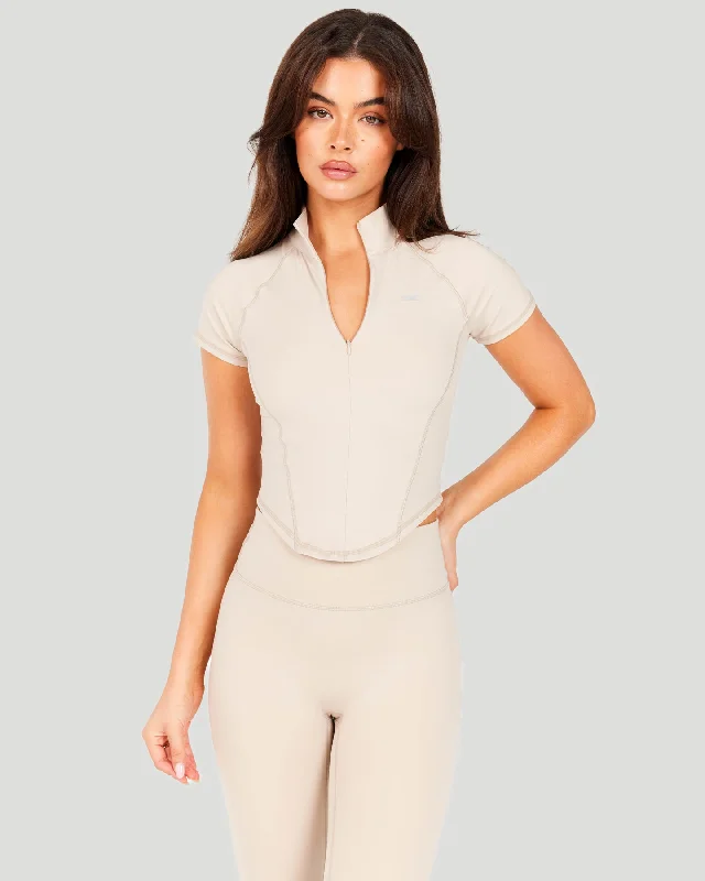 Yoga Tops with Flexible Fit -Aura Sculpt Tee - Oat Latte