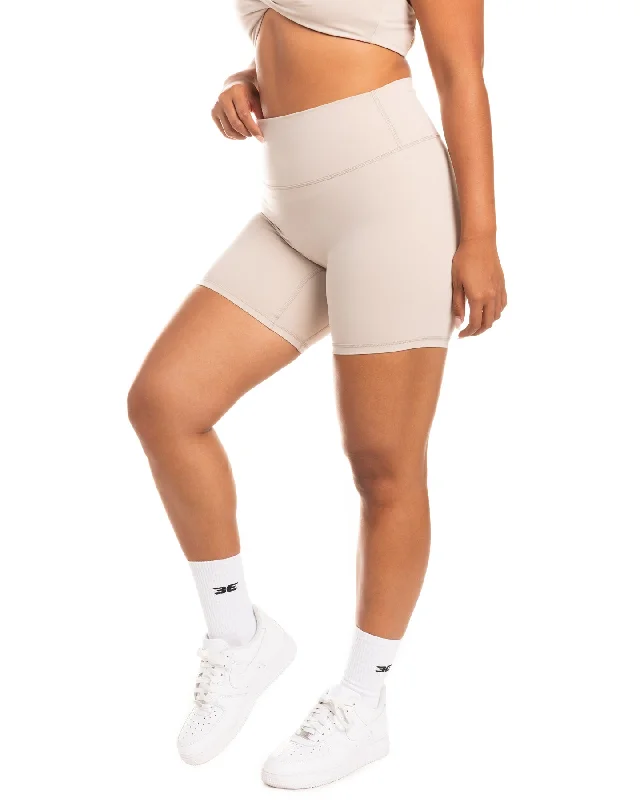 Soft Yoga Shorts for Easy Movement -Aura SF Shorts - Oat Latte
