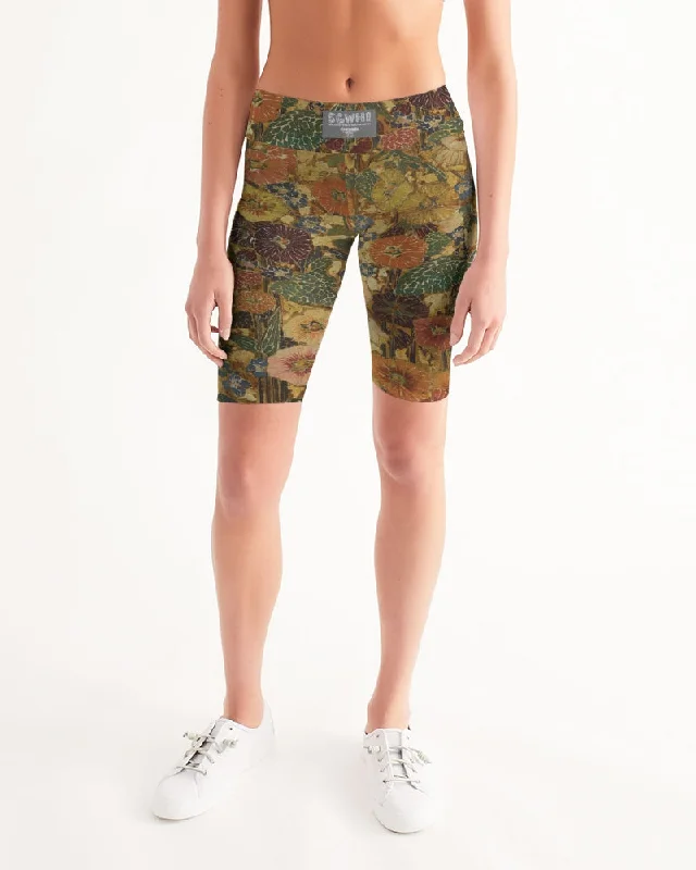 Comfortable Yoga Shorts for Warm Weather -Autumn play Women's All-Over Print Mid-Rise Bike Shorts Comfortable Yoga Shorts for Warm Weather -Autumn play Women's All-Over Print Mid-Rise Bike Shorts