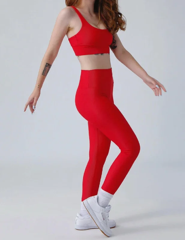 Yoga Shorts for Relaxation and Flexibility -Ayla Legging In Red