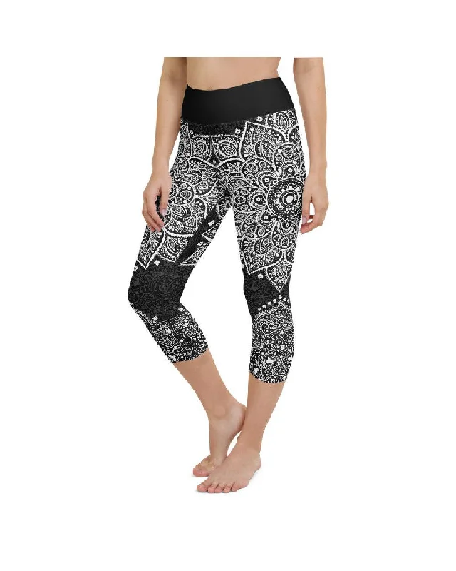 Comfortable Yoga Pants for Total Flexibility -B&W Mandala Yoga Capris