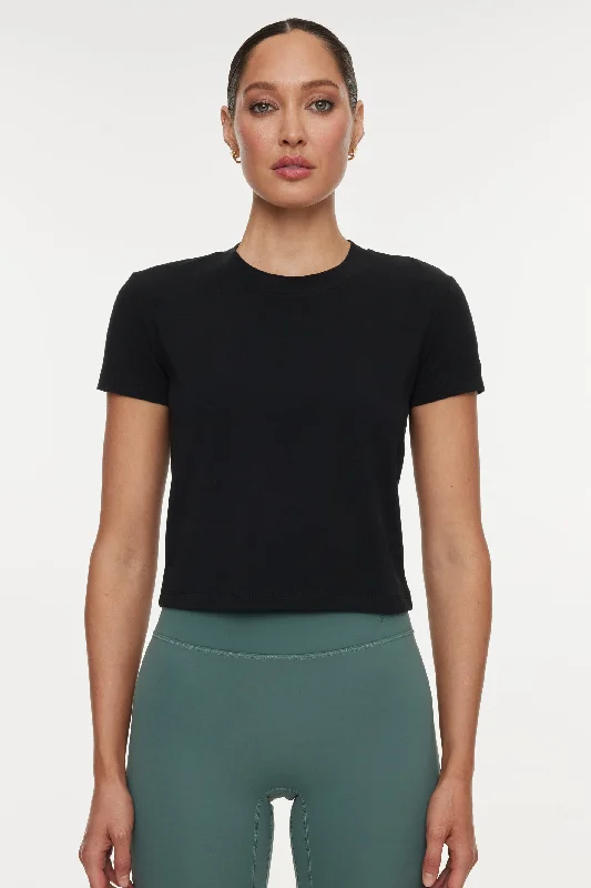 Comfortable Yoga Tops for Studio Sessions -Baby Tee - Black