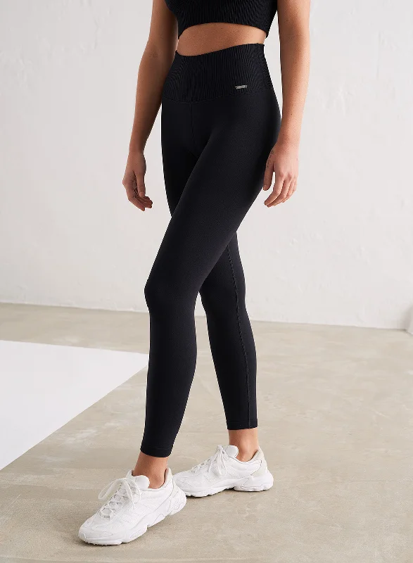 High Performance Yoga Pants for Women -Black Limitless Seamless Tights