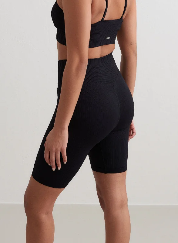 Yoga Shorts for Increased Flexibility -Black Ribbed Seamless Biker Shorts