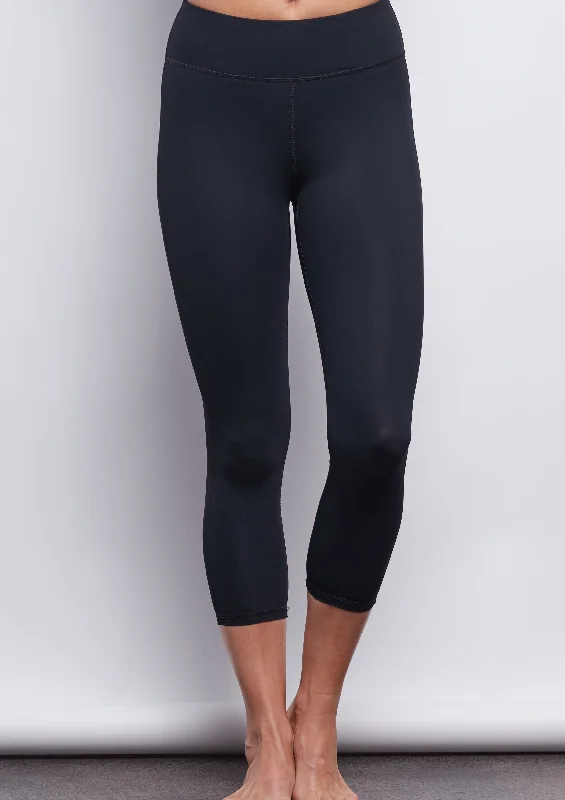 Yoga Pants with Built-in Support -Black Sculpt Crop Legging