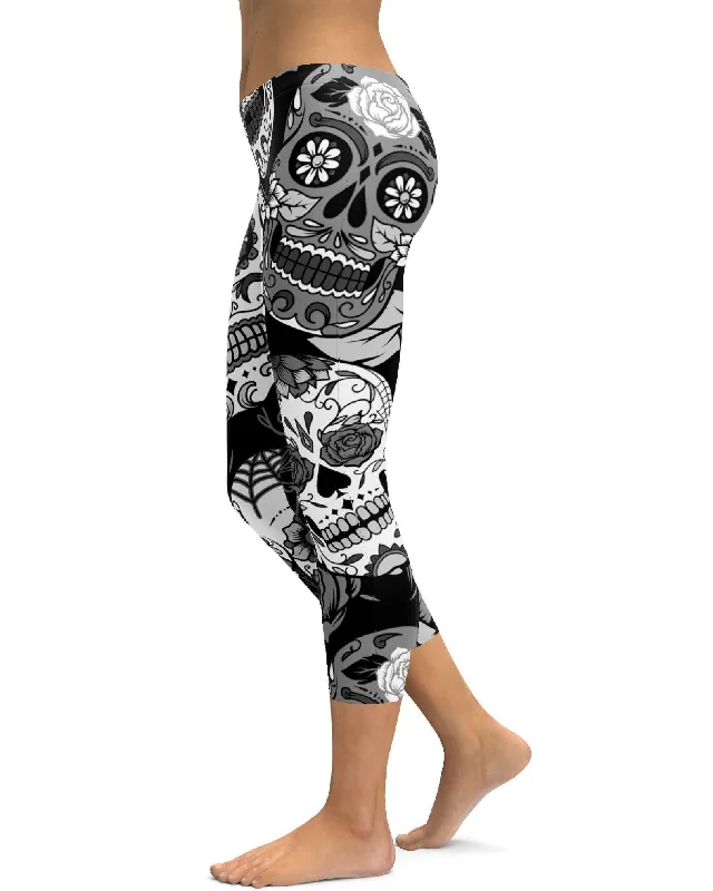Yoga Pants with Quick-Dry Fabric -Black & White Sugar Skull Capris