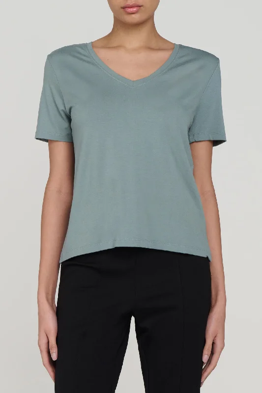 Fitted Yoga Tops for Yoga Class -Bliss V-Neck Tee