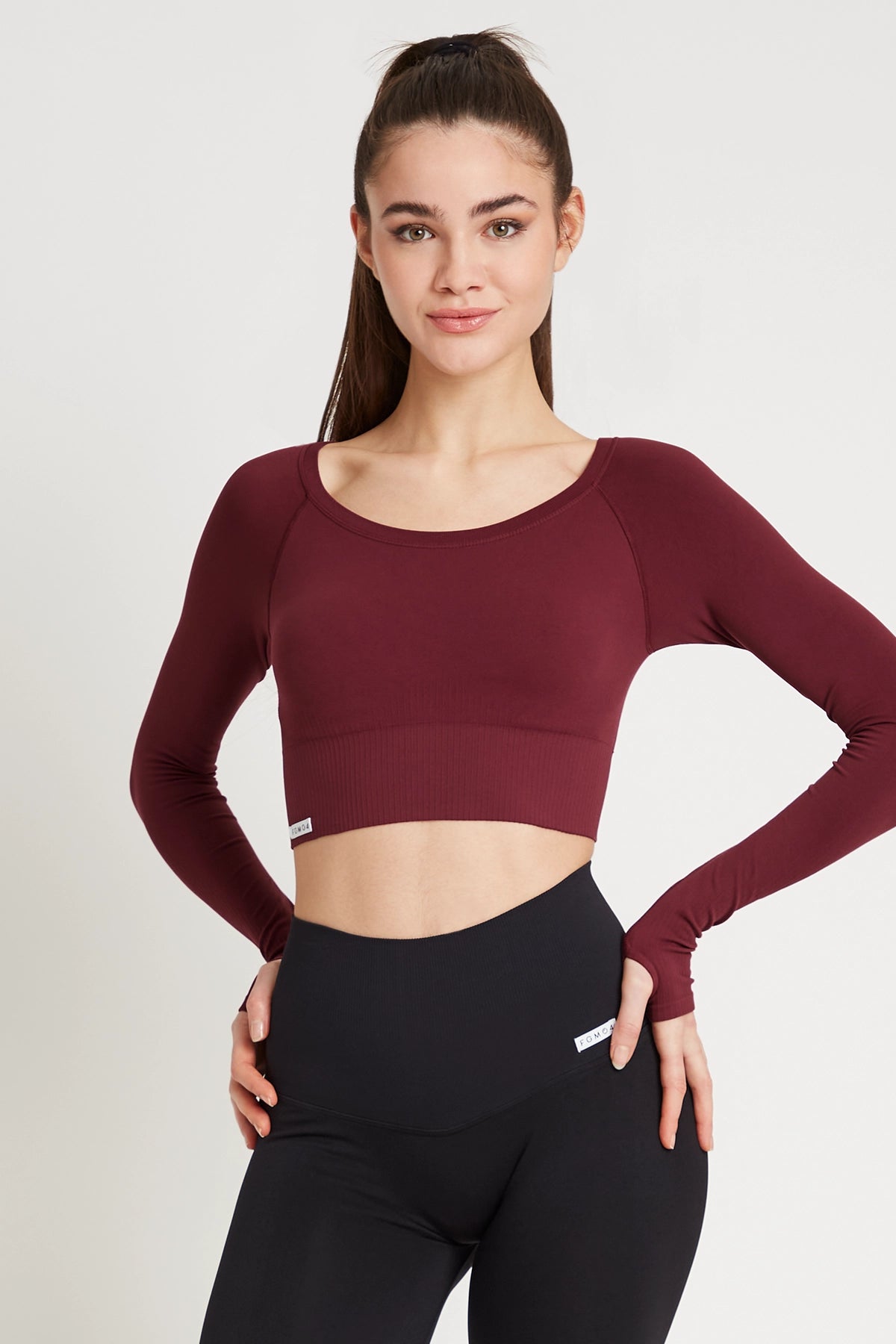 Yoga Tops with Relaxed Fit for Comfort -Bolero Nikita Gym Fashion Merlot
