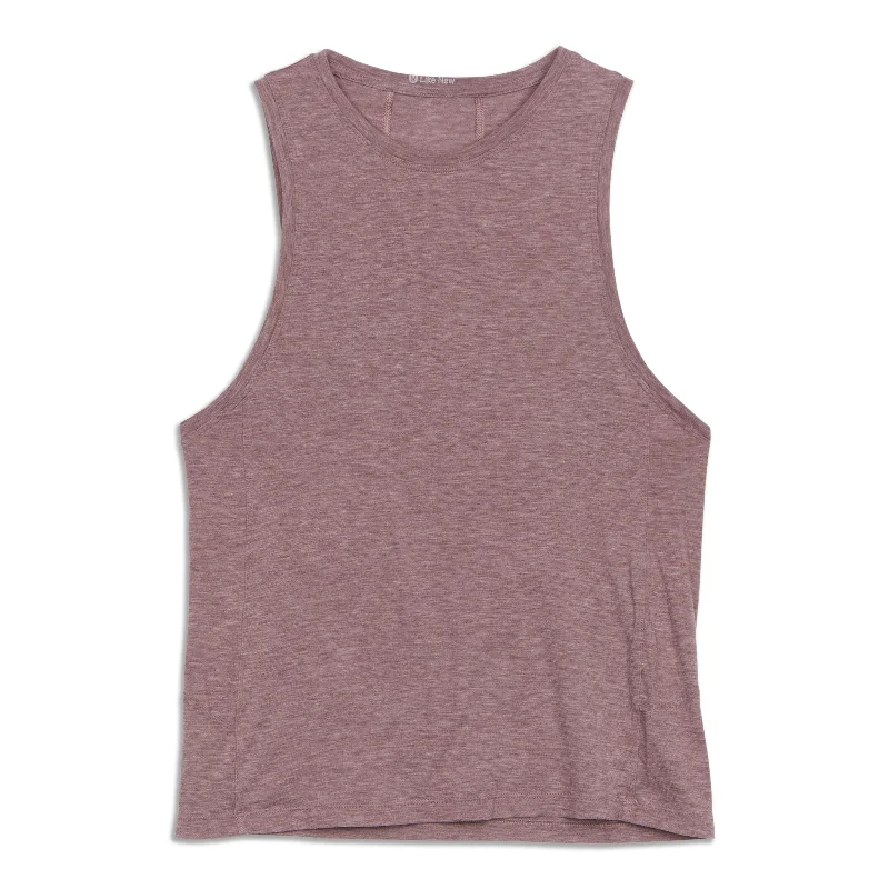 Breathable Yoga Tops for Yoga Practice -Box It Out Crop Tank Top - Resale